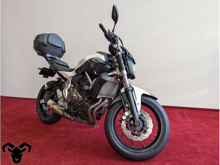Motocicleta second hand Yamaha MT-07 ABS, 2015, 689 cc, 74 cp, 52898 km