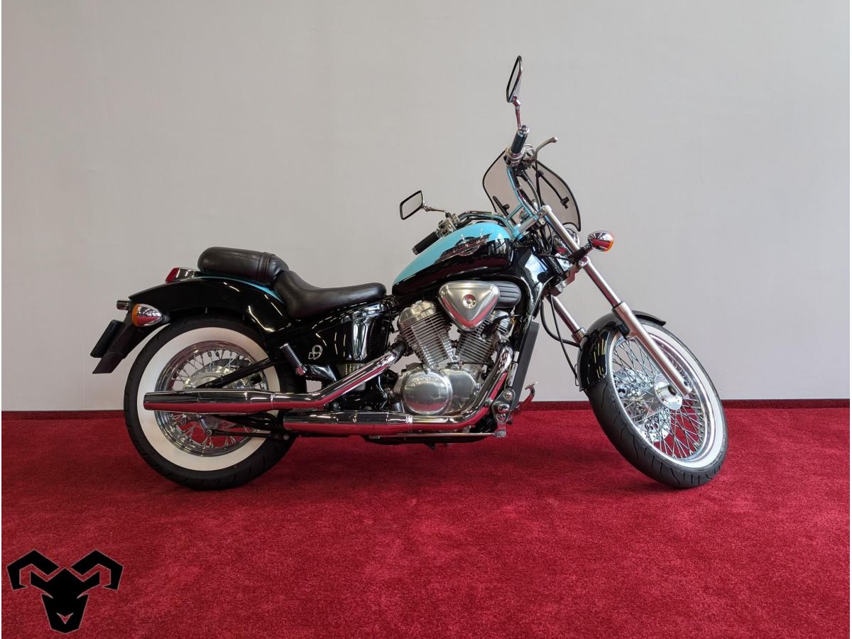 Motocicleta second hand Honda Shadow Individual V2 Custom, 1997, 583 cc, 38 cp, 25372 km