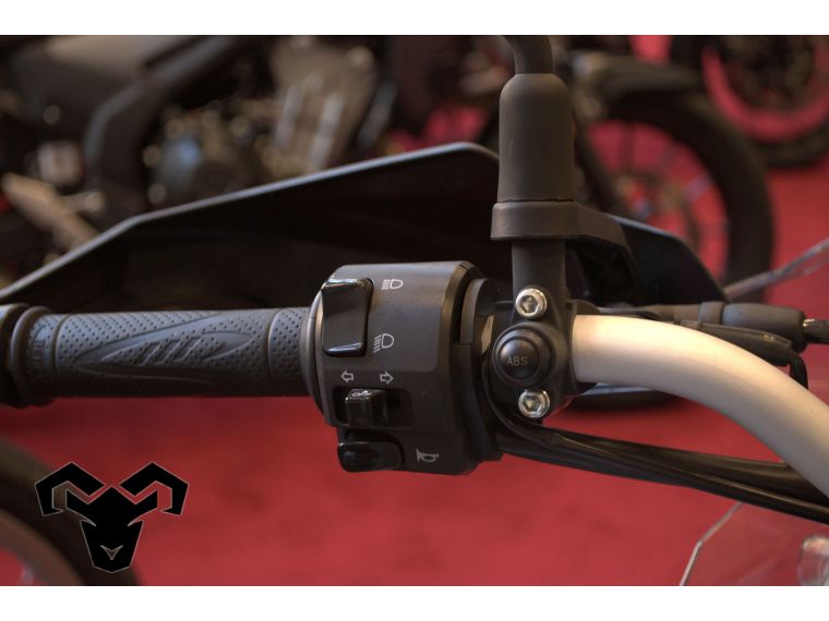 Motocicleta Benelli TRK 502 ABS, 2017, 500 cc, 47 cp