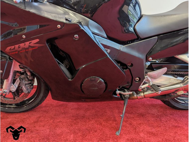 Motocicleta second hand Honda CBR 1100XX Super Blackbird, 1997, 1137 cc, 164 cp, 62733 km