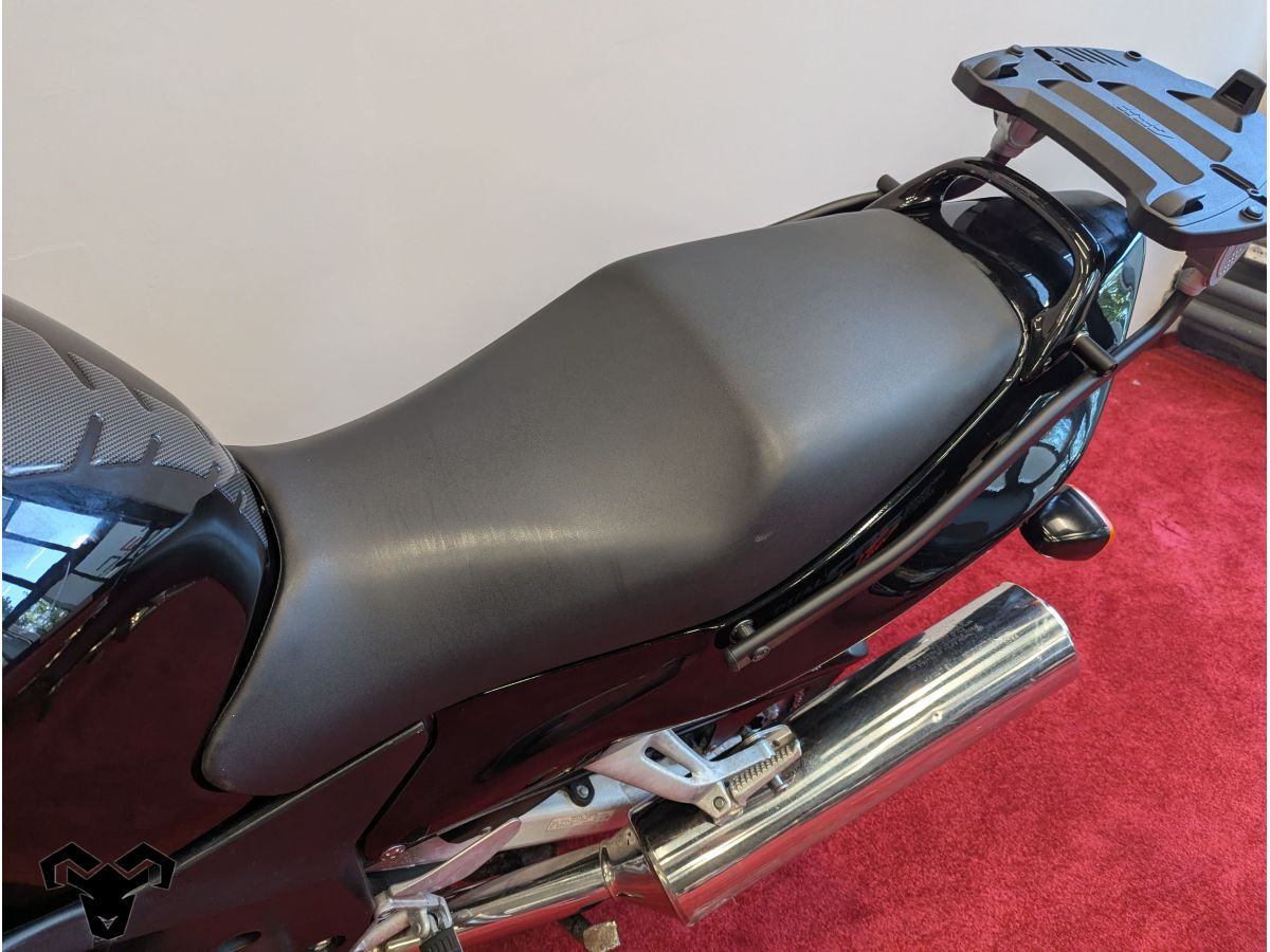 Motocicleta second hand Honda CBR 1100XX Super Blackbird, 1997, 1137 cc, 164 cp, 62733 km