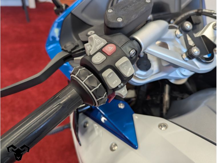 Motocicleta second hand BMW R1200RS, 2017, 1170 cc, 125 cp, 22460 km
