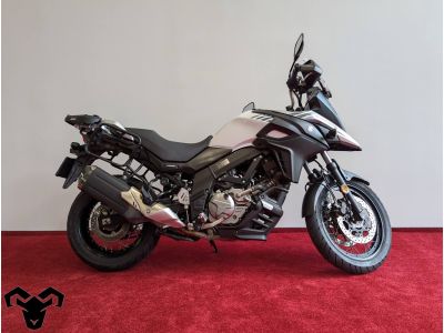 Motocicleta second hand Suzuki V-Strom 650 XT ABS, 2017, 645 cc, 70 cp, 56805 km 2