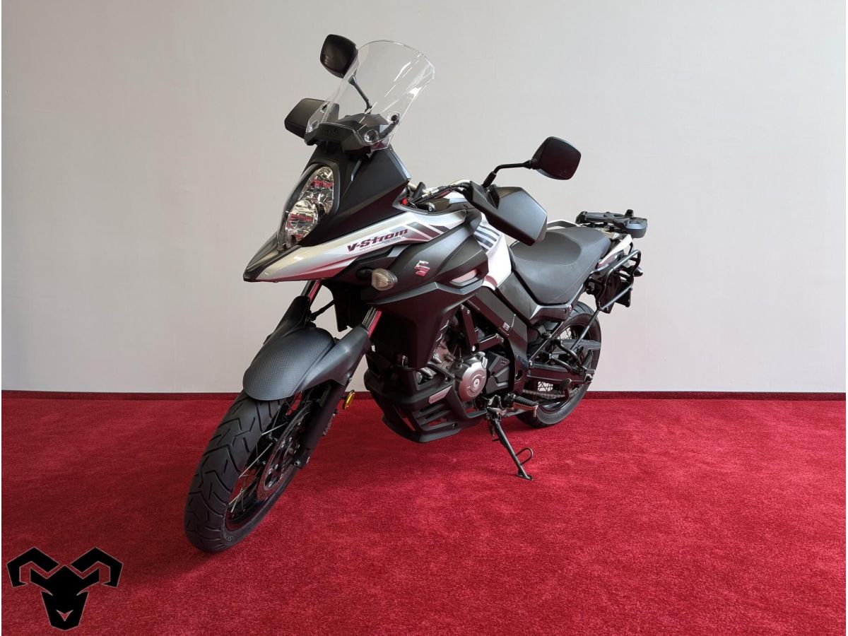 Motocicleta second hand Suzuki V-Strom 650 XT ABS, 2017, 645 cc, 70 cp, 56805 km